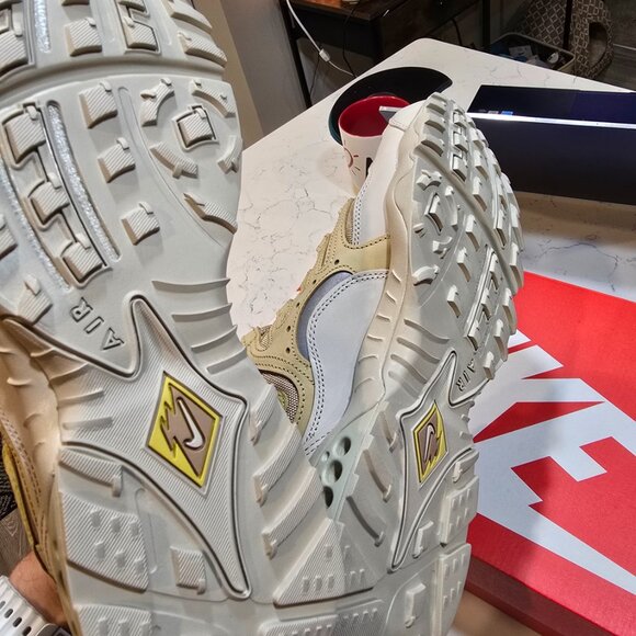 Nike Air Terra Humara SP Sesame Saturn Gold Men Trail Running Shoes FQ9084201 10 - Picture 8 of 16